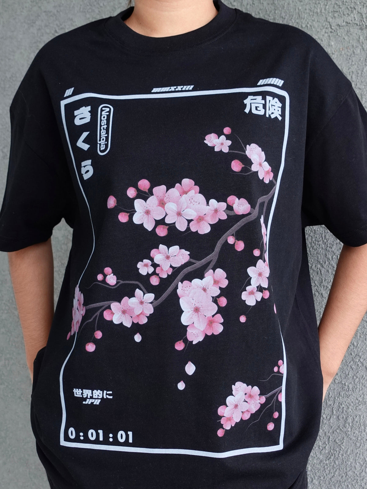 CHERRY BLOSSOM 桜のフロントプリントTシャツ