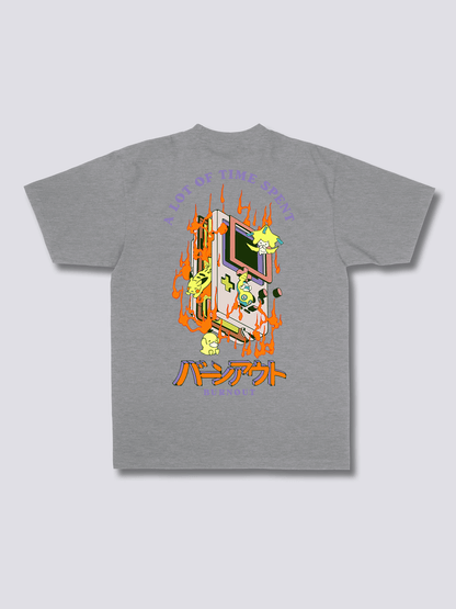 BURNOUT 燃えるゲーム機のバックプリントTシャツ