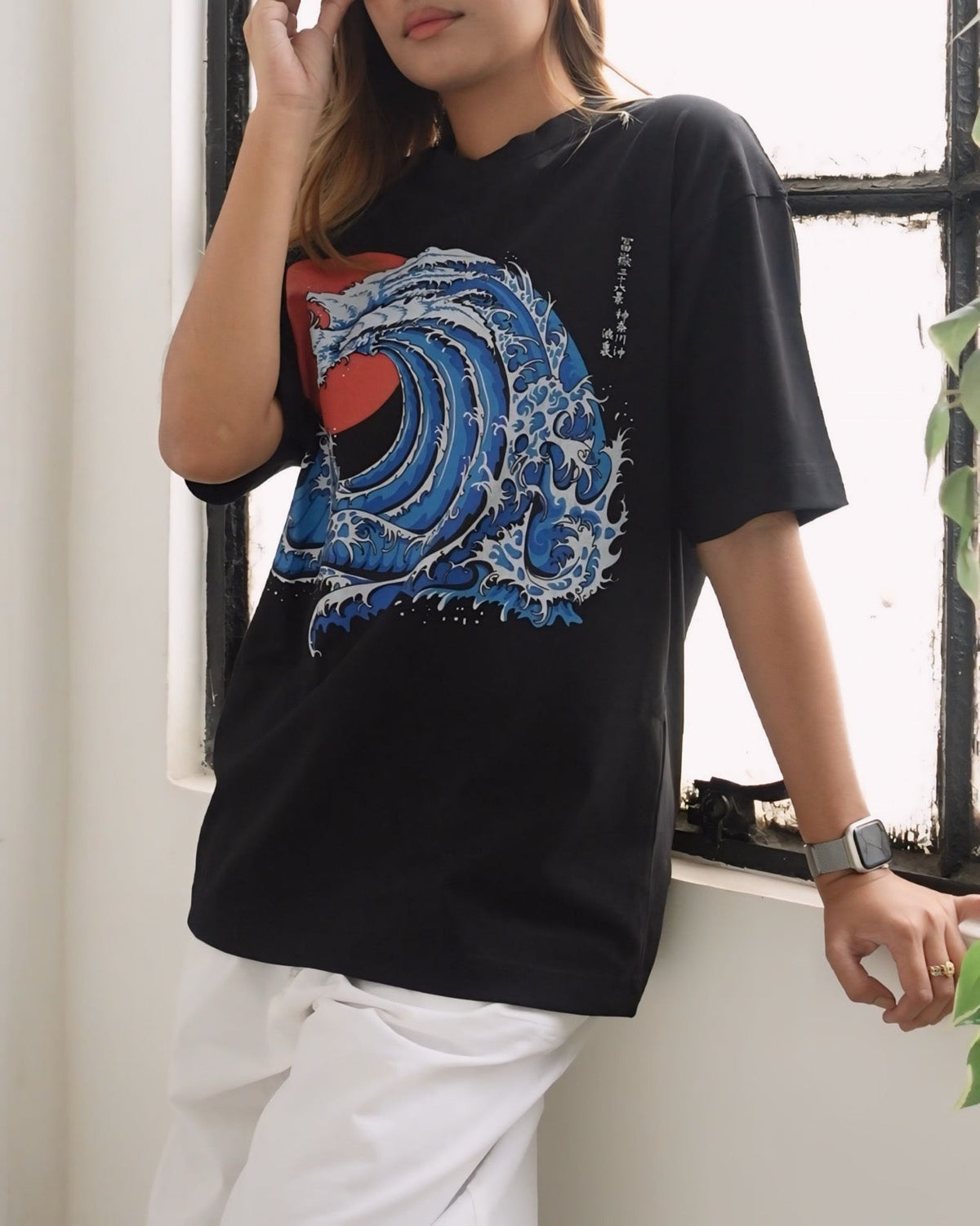 WAVY PHOENIX 波と赤い太陽のフロントプリントTシャツ