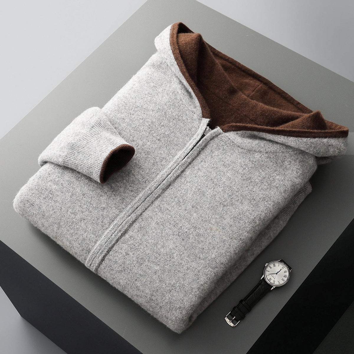 KOJI リバーシブルのカシミヤ混ニットパーカー