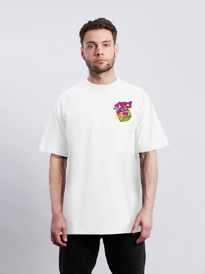 POISON STRAWBERRY いちごジュースのバックプリントTシャツ