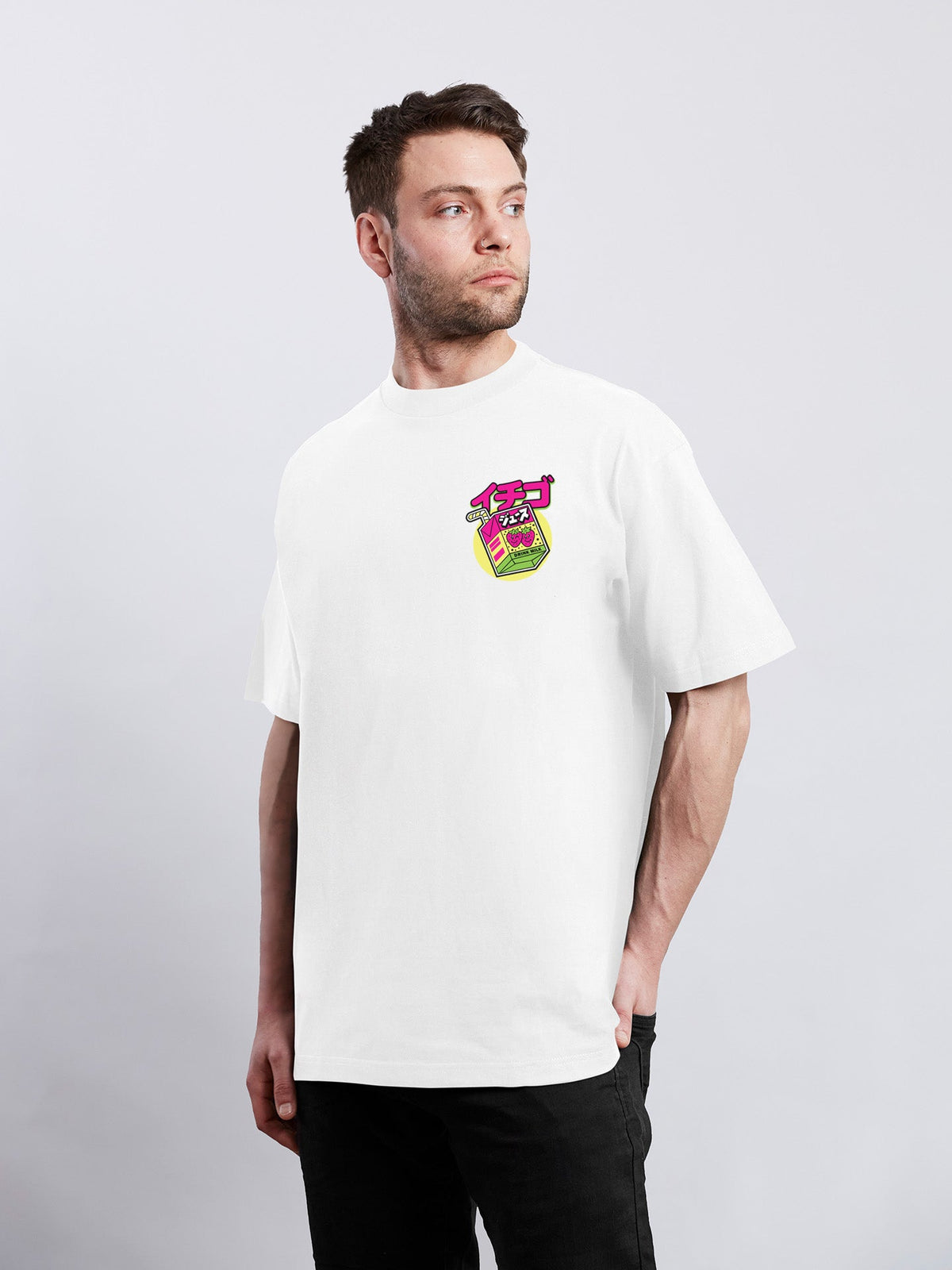 POISON STRAWBERRY いちごジュースのバックプリントTシャツ