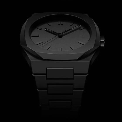 NOIR マットブラックのミニマルウォッチ