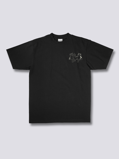 SAKE NIGHT 酔っぱらい猫のバックプリントTシャツ