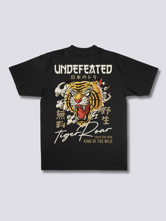 UNDEFEATED 和柄グラフィックのバックプリントTシャツ