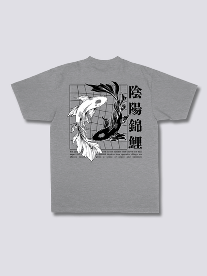 YING YANG KOI 陰陽錦鯉のバックプリントTシャツ